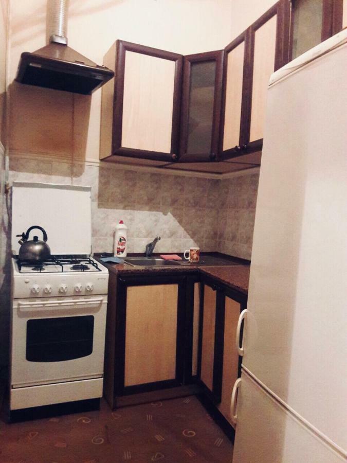 Квартира Між Вокзалом І Центром Lviv Kültér fotó